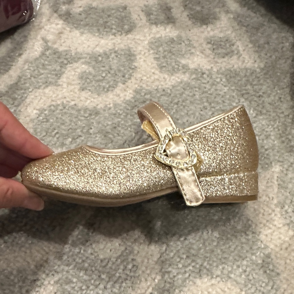 cupcakes & cashmere Sparkling Gold Kids Dress Shoes